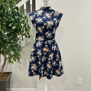 Forever 21 Flower Printed Dress